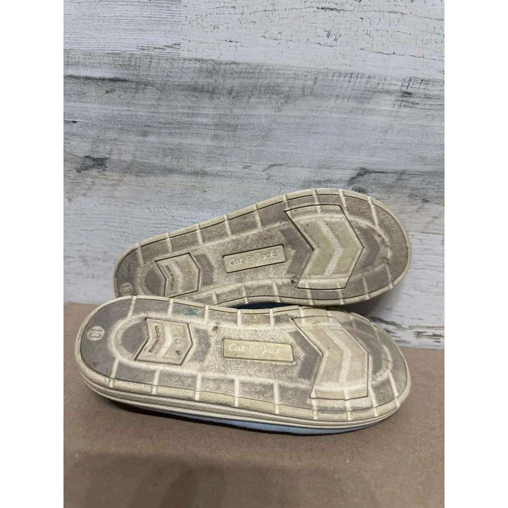 Cat & Jack Boat Shoes Boys 13 Light Blue Canvas Slip On GUC - Picture 4 of 4